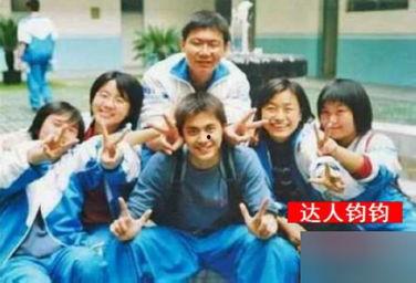 爆料李易峰当爸爸视频,李易峰喜当爸！独家视频曝光温馨家庭瞬间  第2张