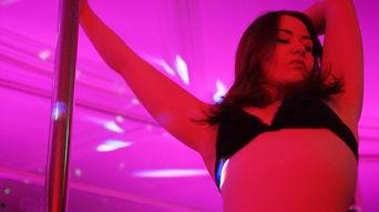 脱衣舞娘 在线观看  第2张