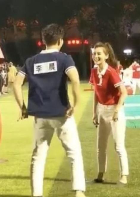 兔兔吃瓜娱乐的微博,揭秘娱乐圈幕后故事